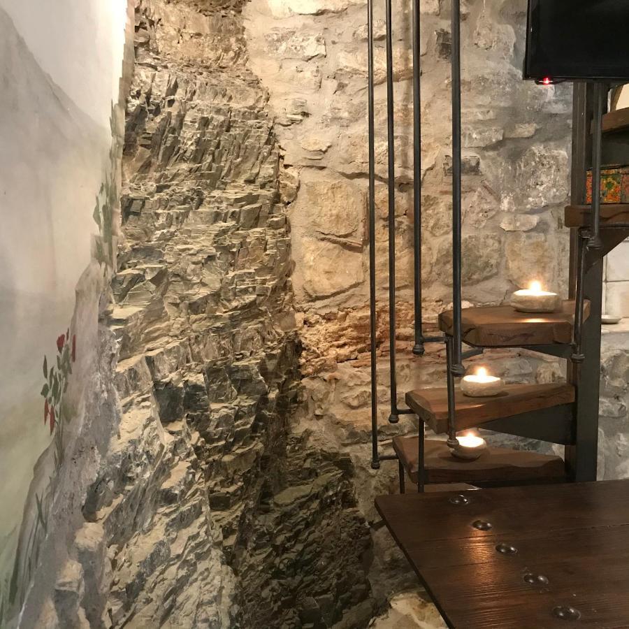 Borgo Manca Suite Sasso di Castalda Exterior photo