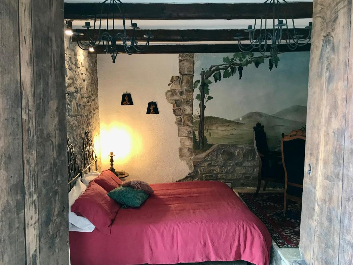 Borgo Manca Suite Sasso di Castalda Exterior photo
